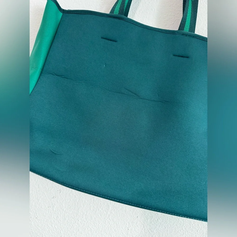 Summersault neoprene beach tote